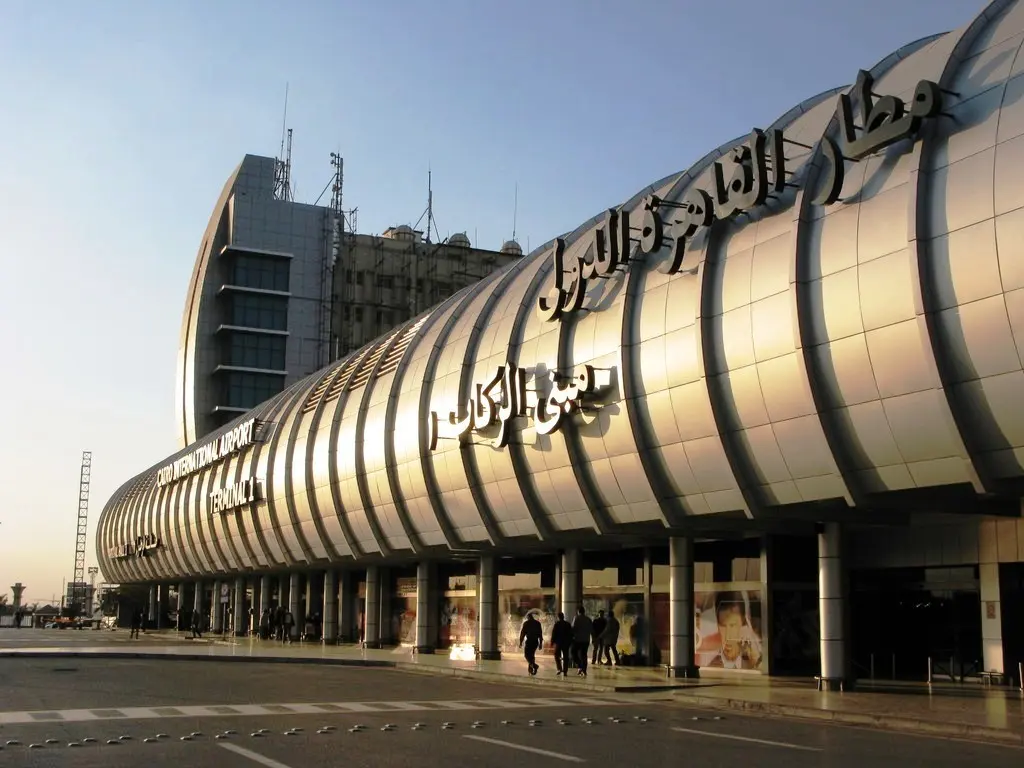 ليموزين مطار القاهرة الاصدقاء ليموزين
